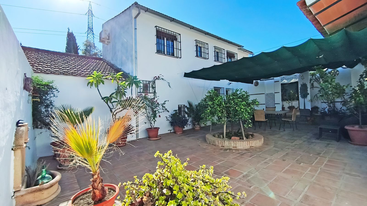 Huis te koop in Campanillas | 8 slaapkamers H5510191