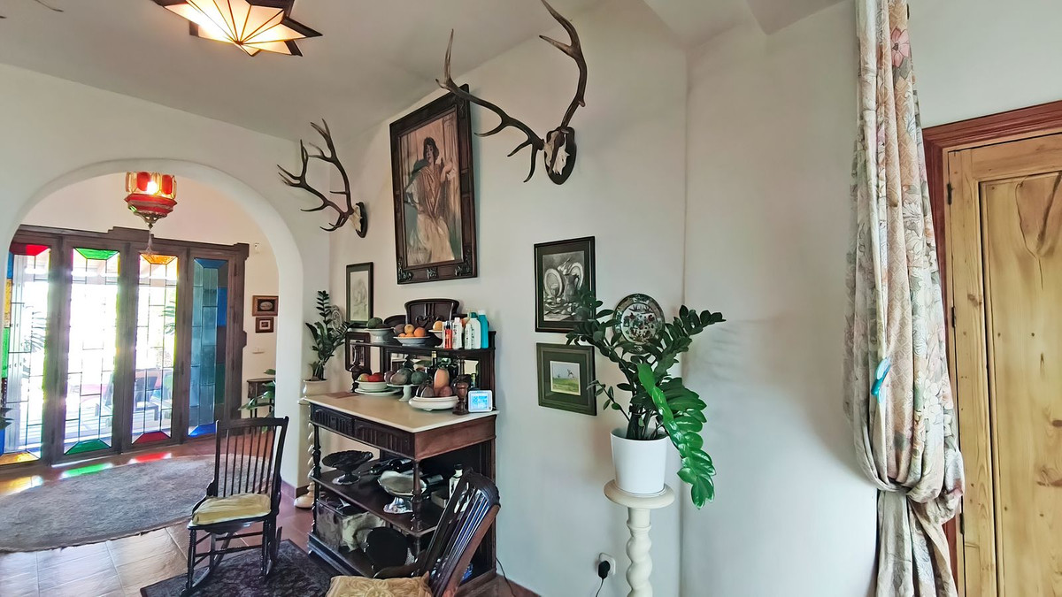 Huis te koop in Campanillas | 8 slaapkamers H5510191