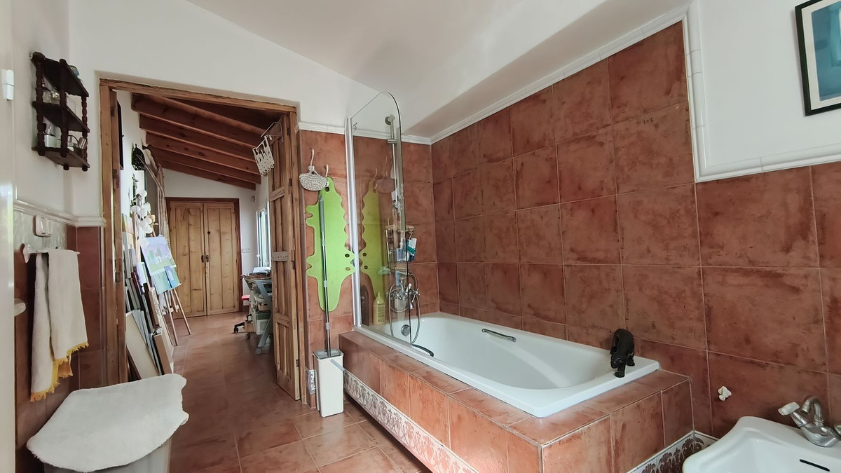 Huis te koop in Campanillas | 8 slaapkamers H5510191