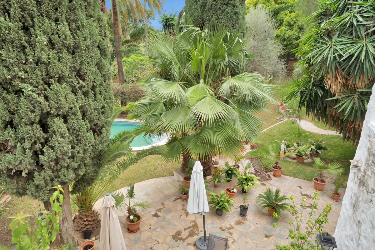 Vrijstaande Villa in El Coto-29