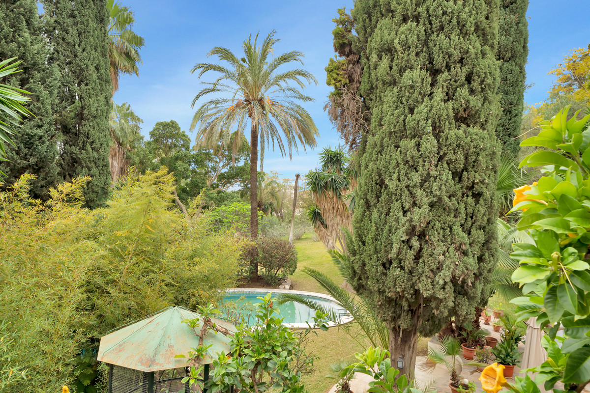 Vrijstaande Villa in El Coto-36