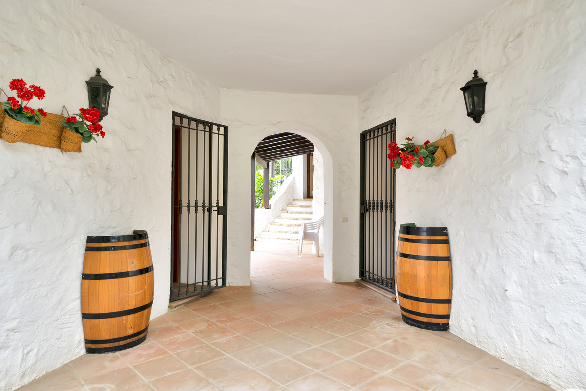 Vrijstaande Villa in El Coto-38