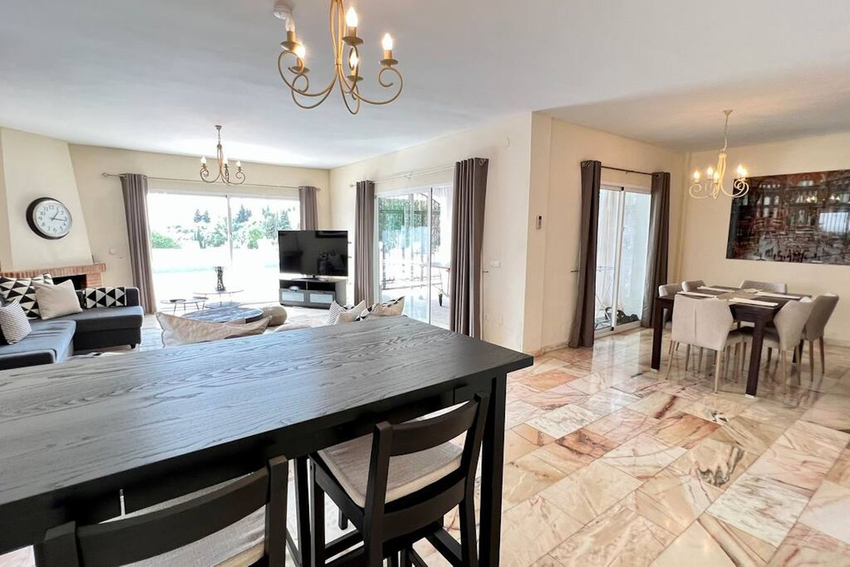 Vrijstaande Villa in Campo Mijas-4