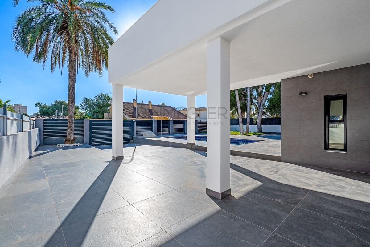 Huis te koop in Campoamor | 4 slaapkamers H5251708