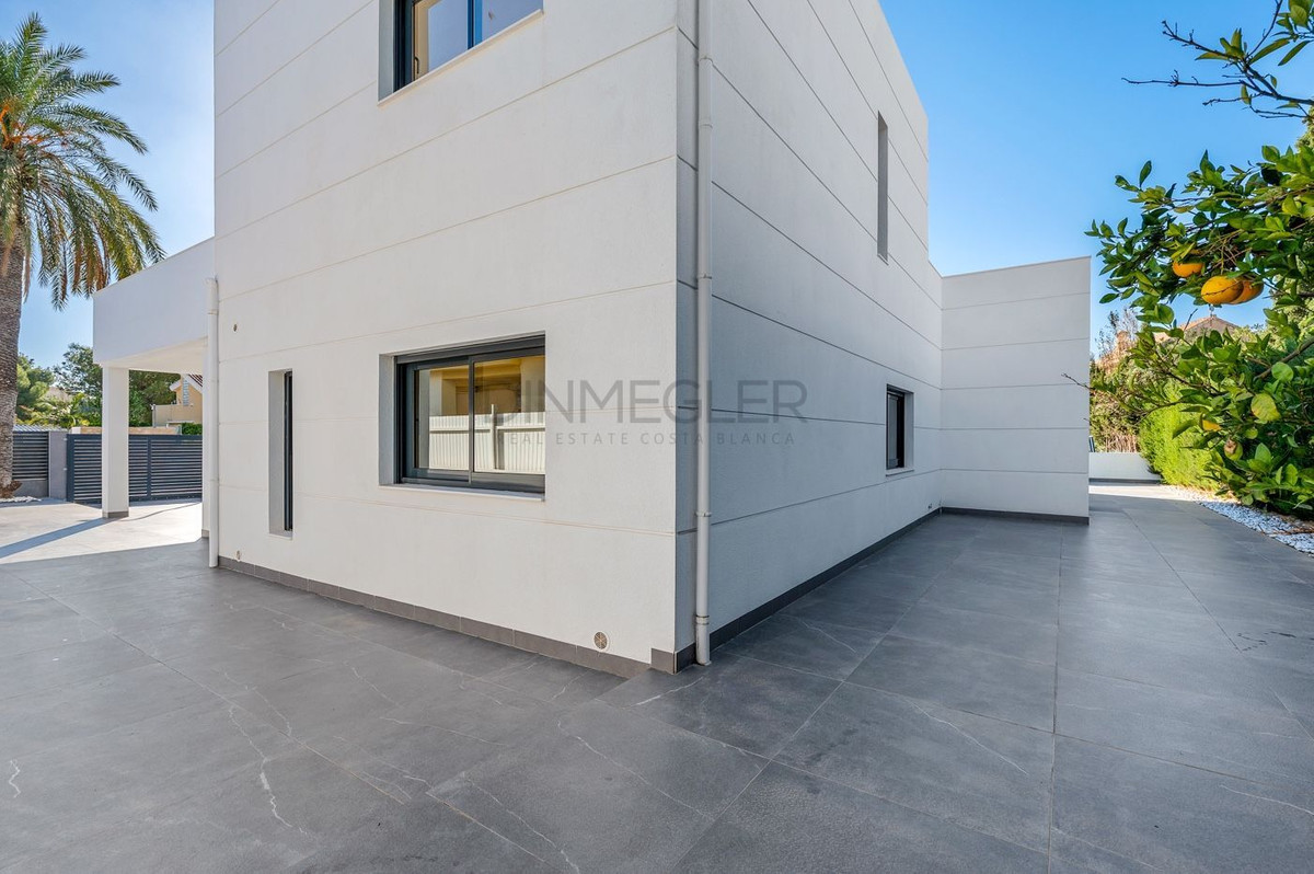 Huis te koop in Campoamor | 4 slaapkamers H5251708