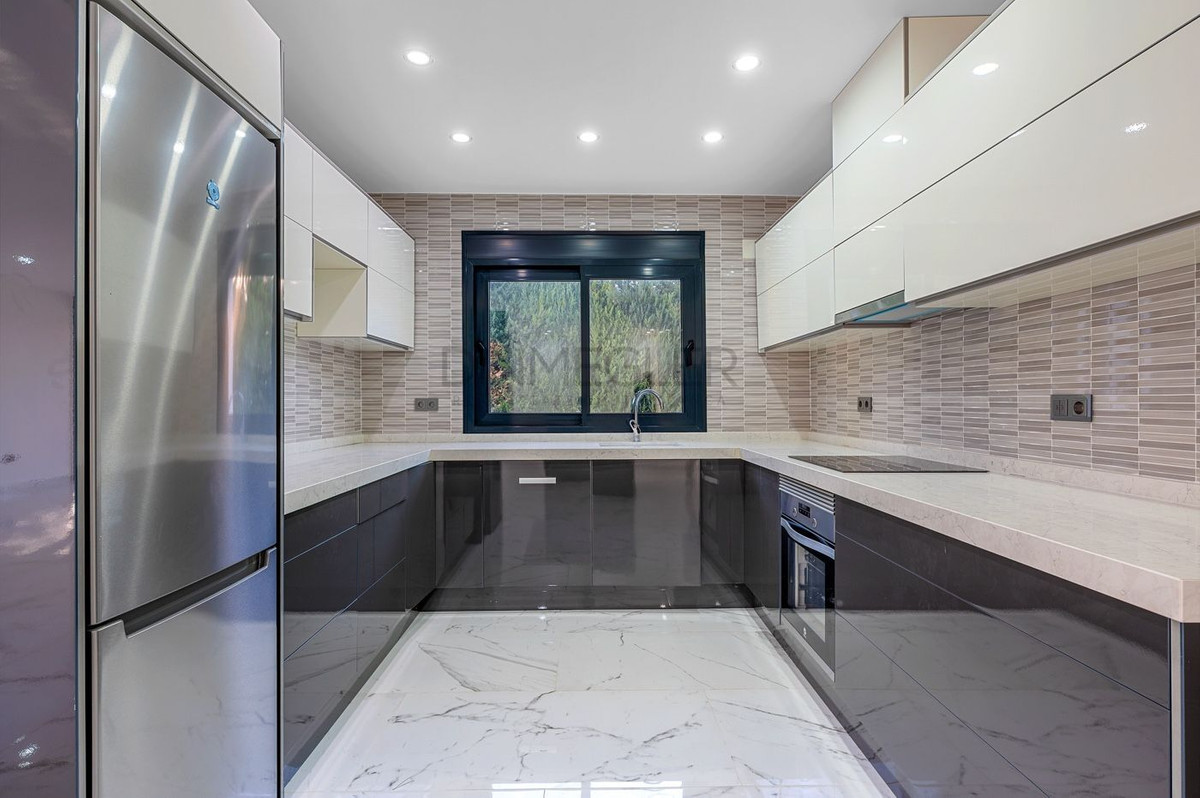 Huis te koop in Campoamor | 4 slaapkamers H5251708