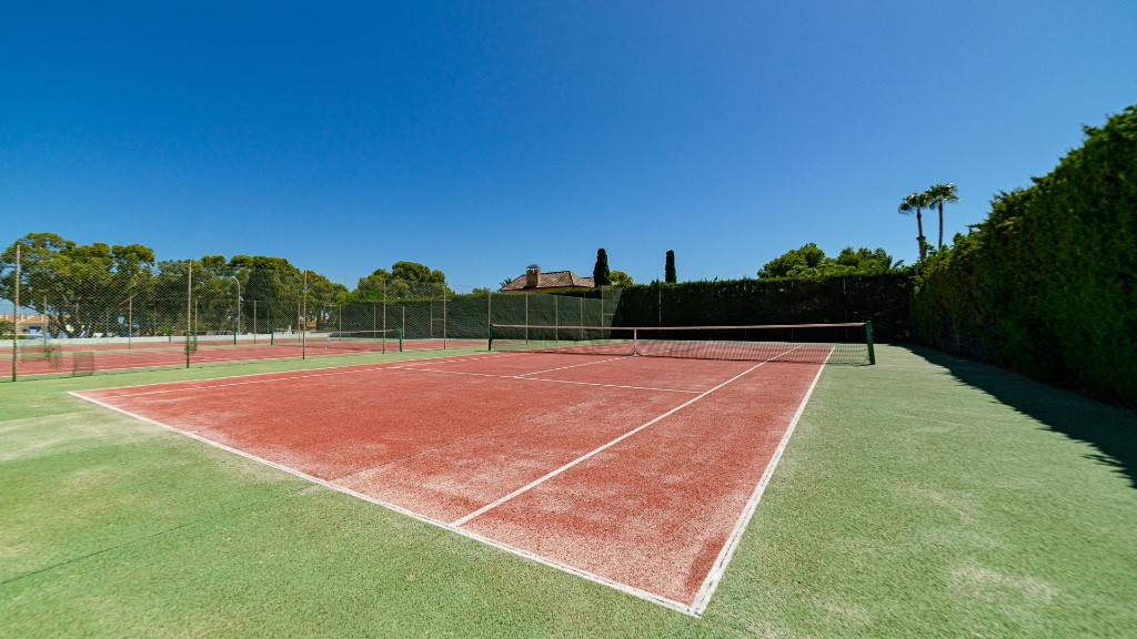 Huis te koop in Campoamor | 7 slaapkamers H5265391