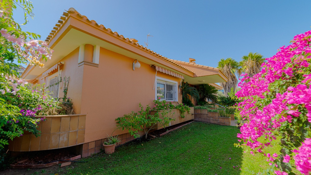 Huis te koop in Campoamor | 7 slaapkamers H5265391