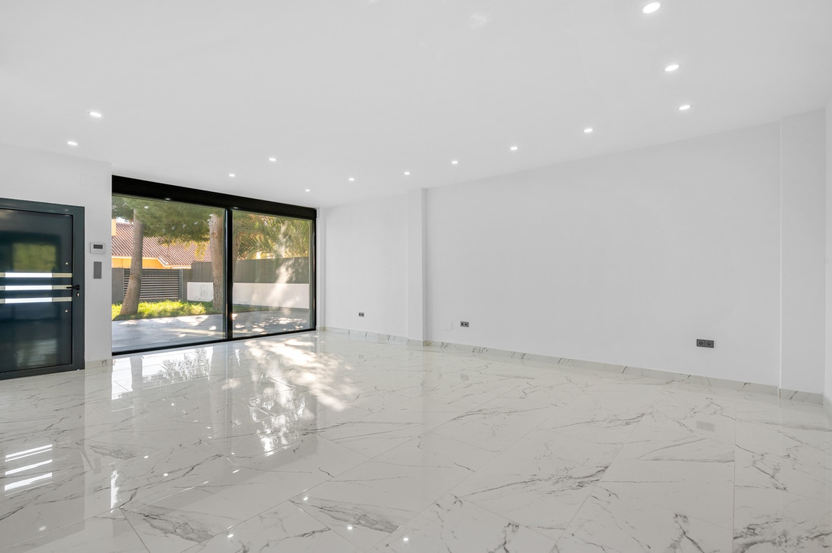 Huis te koop in Campoamor | 4 slaapkamers H5304403