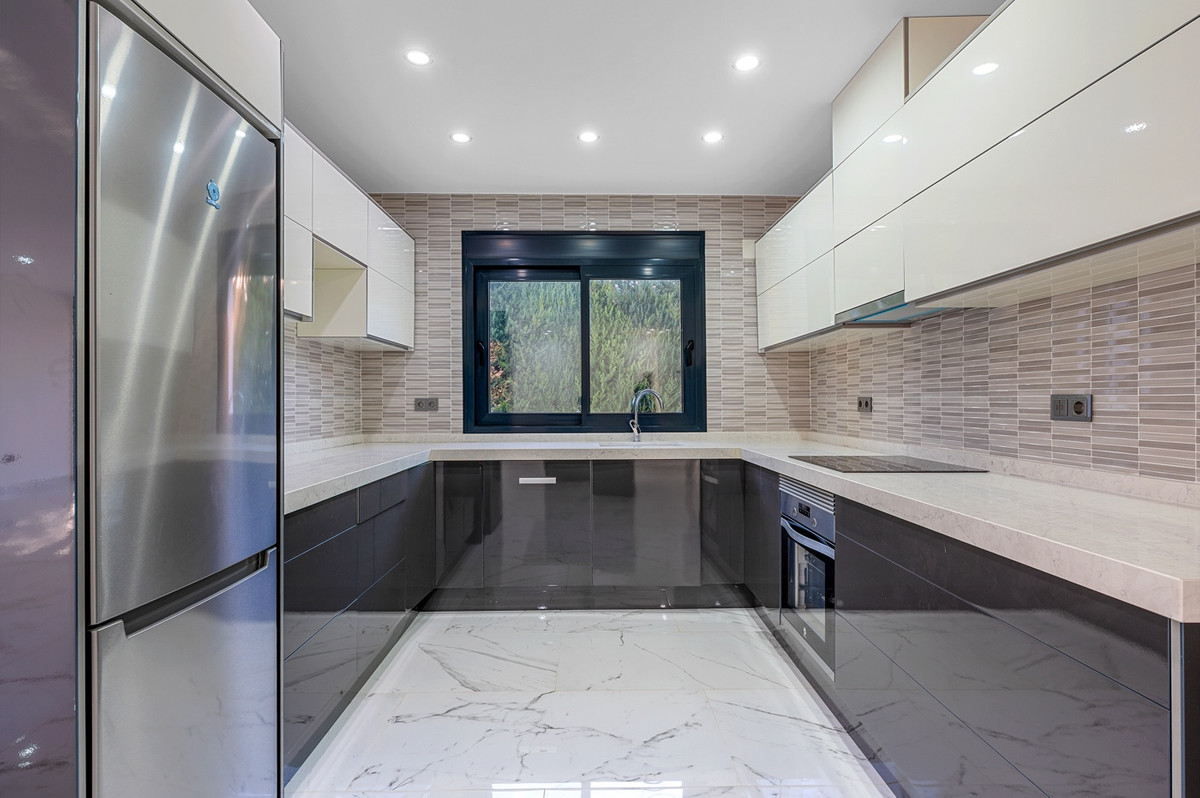 Huis te koop in Campoamor | 4 slaapkamers H5304403