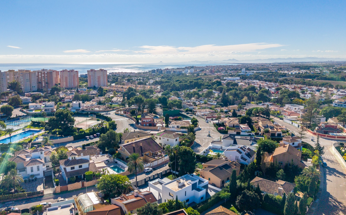 Huis te koop in Campoamor | 4 slaapkamers H5304403