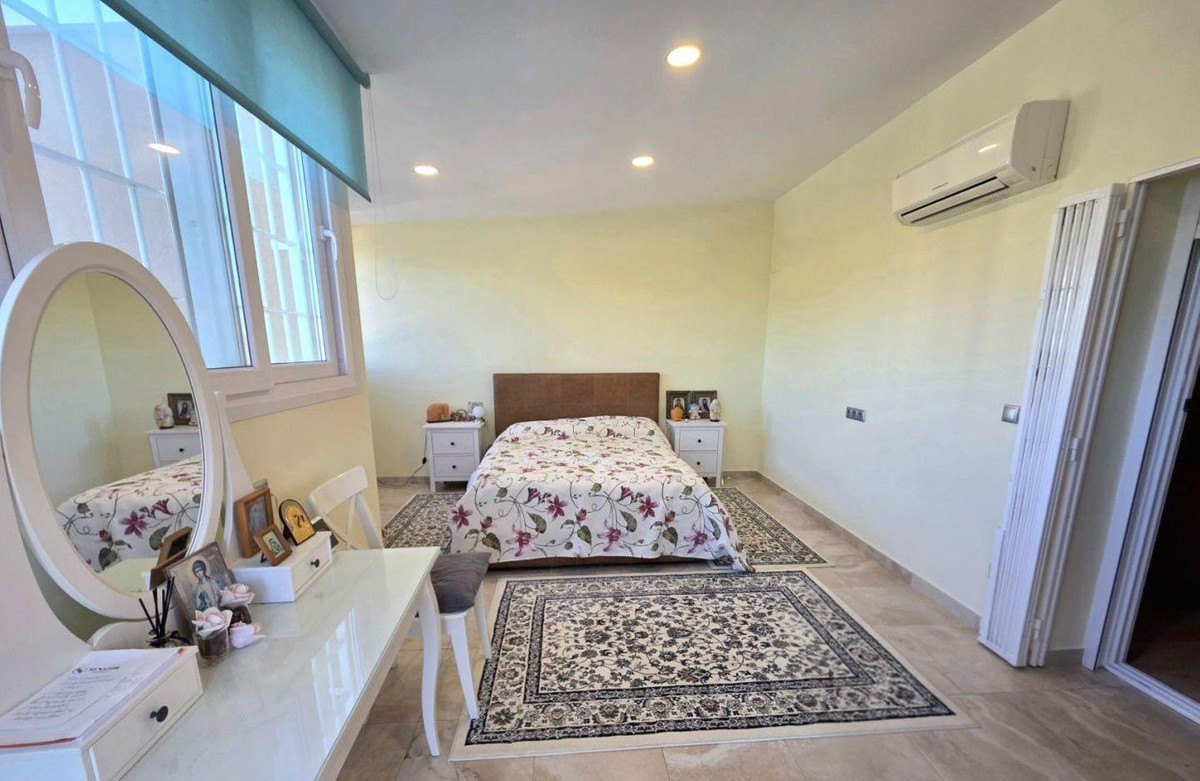 Huis te koop in Campoamor | 5 slaapkamers H5383102
