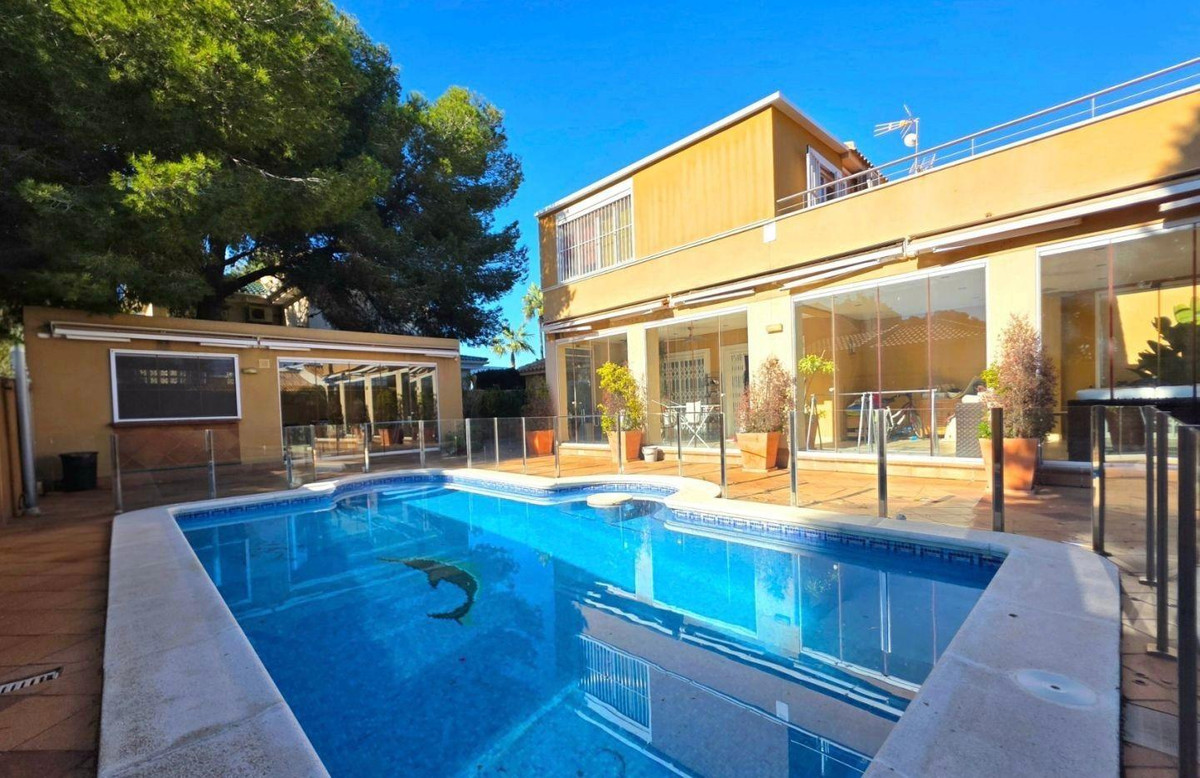 Huis te koop in Campoamor | 5 slaapkamers H5383102
