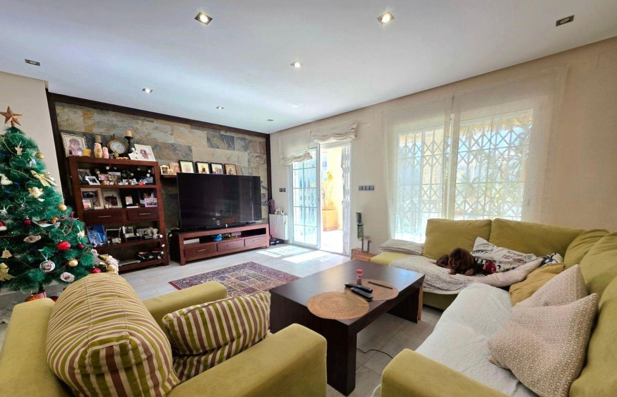 Huis te koop in Campoamor | 5 slaapkamers H5383102