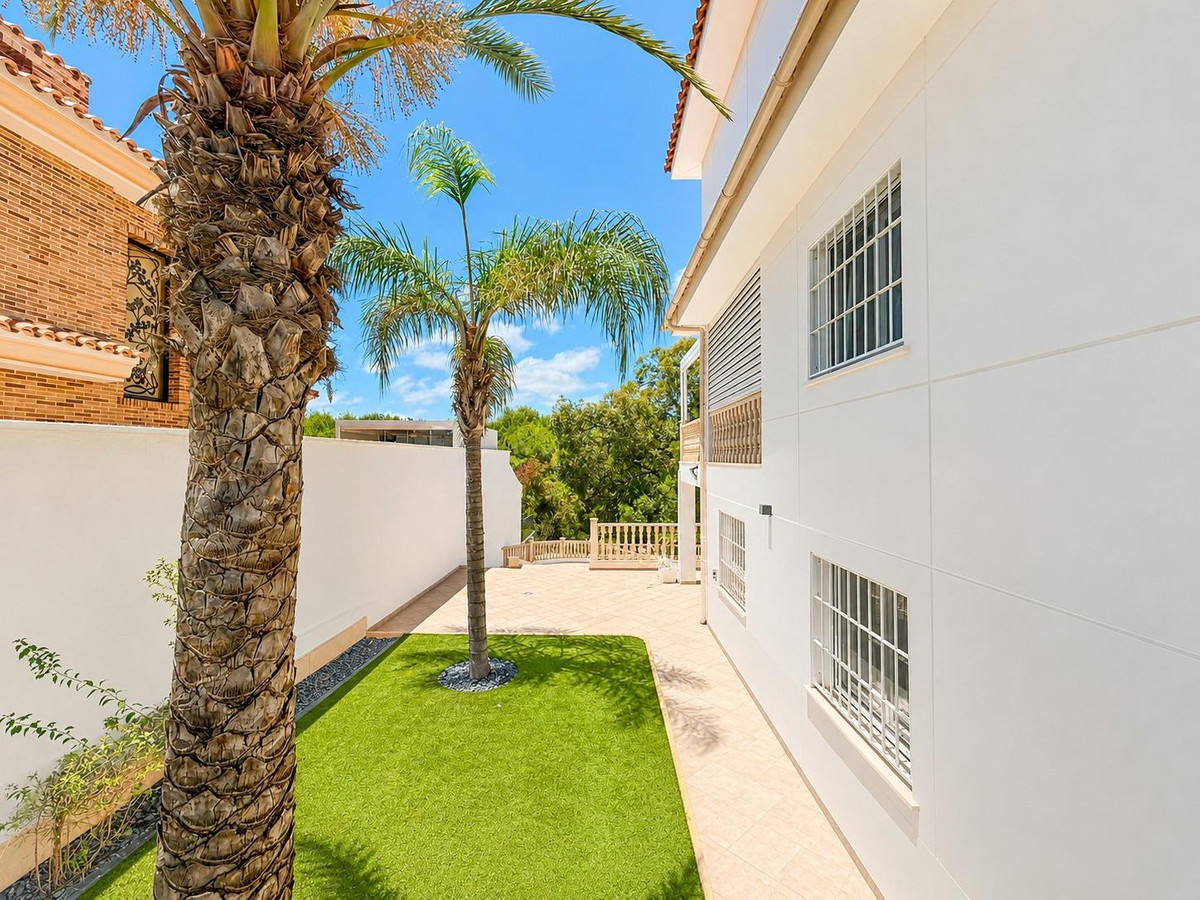 Property main view 40