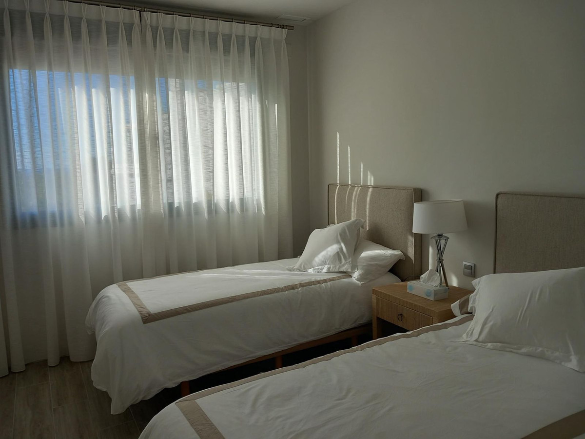 Semi-Vrijstaande Villa in Cancelada-12