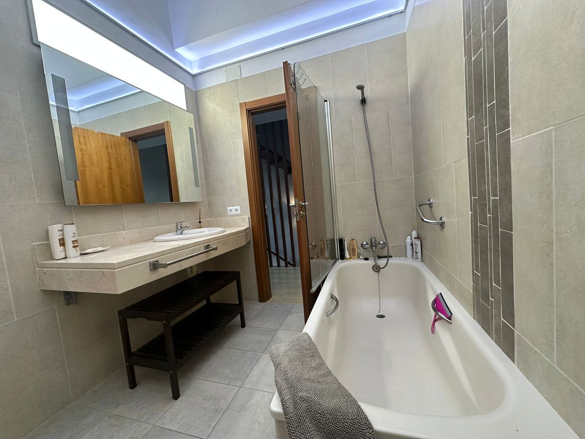 Huis te koop in Cancelada | 3 slaapkamers H5069701