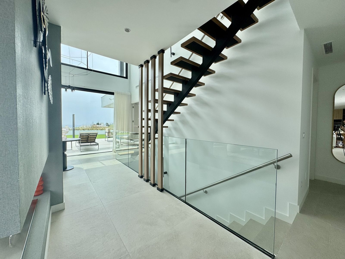 Huis te koop in Cancelada | 6 slaapkamers H5072929