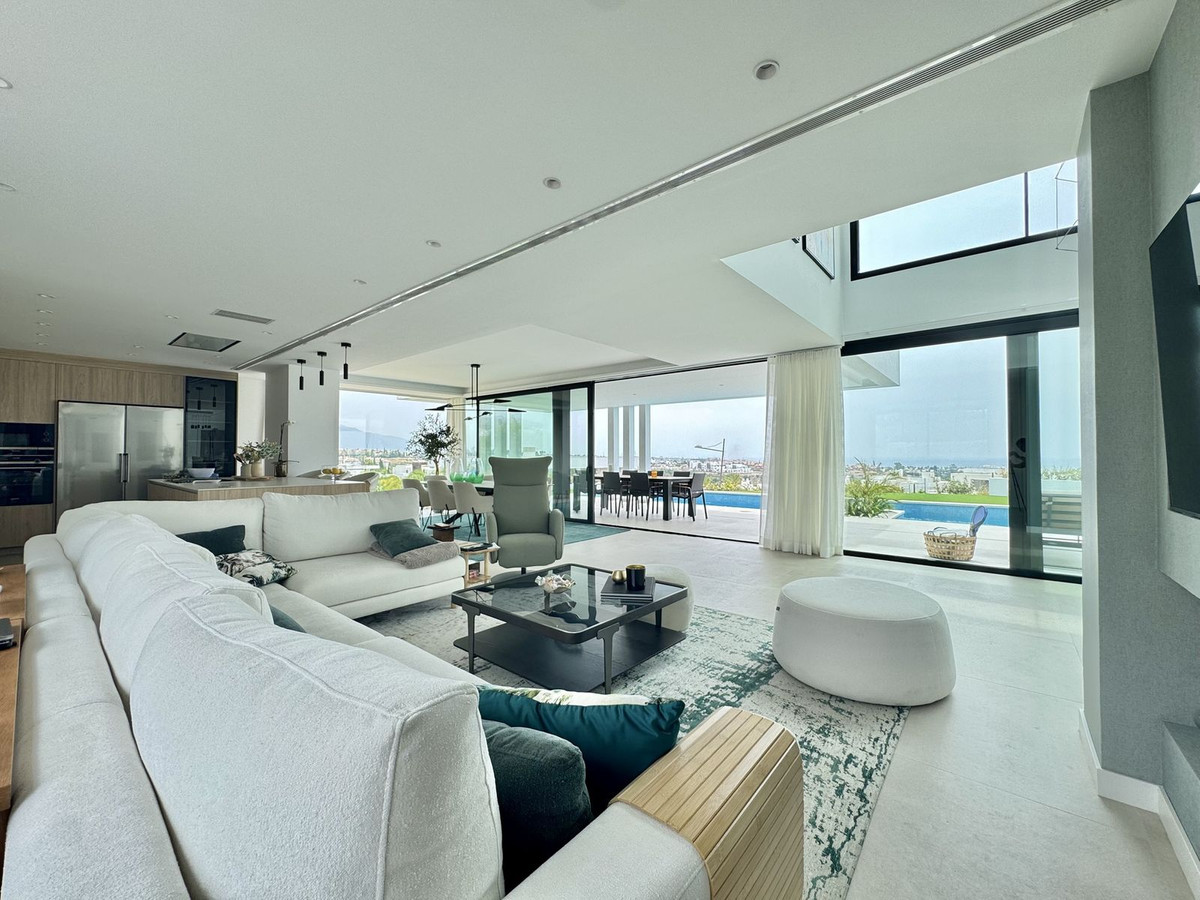 Huis te koop in Cancelada | 6 slaapkamers H5072929