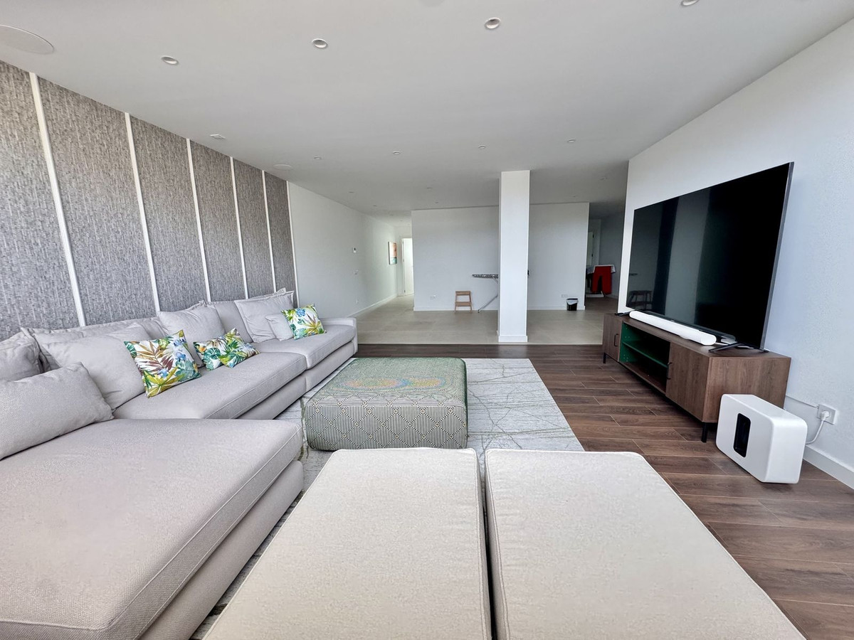 Huis te koop in Cancelada | 6 slaapkamers H5072929