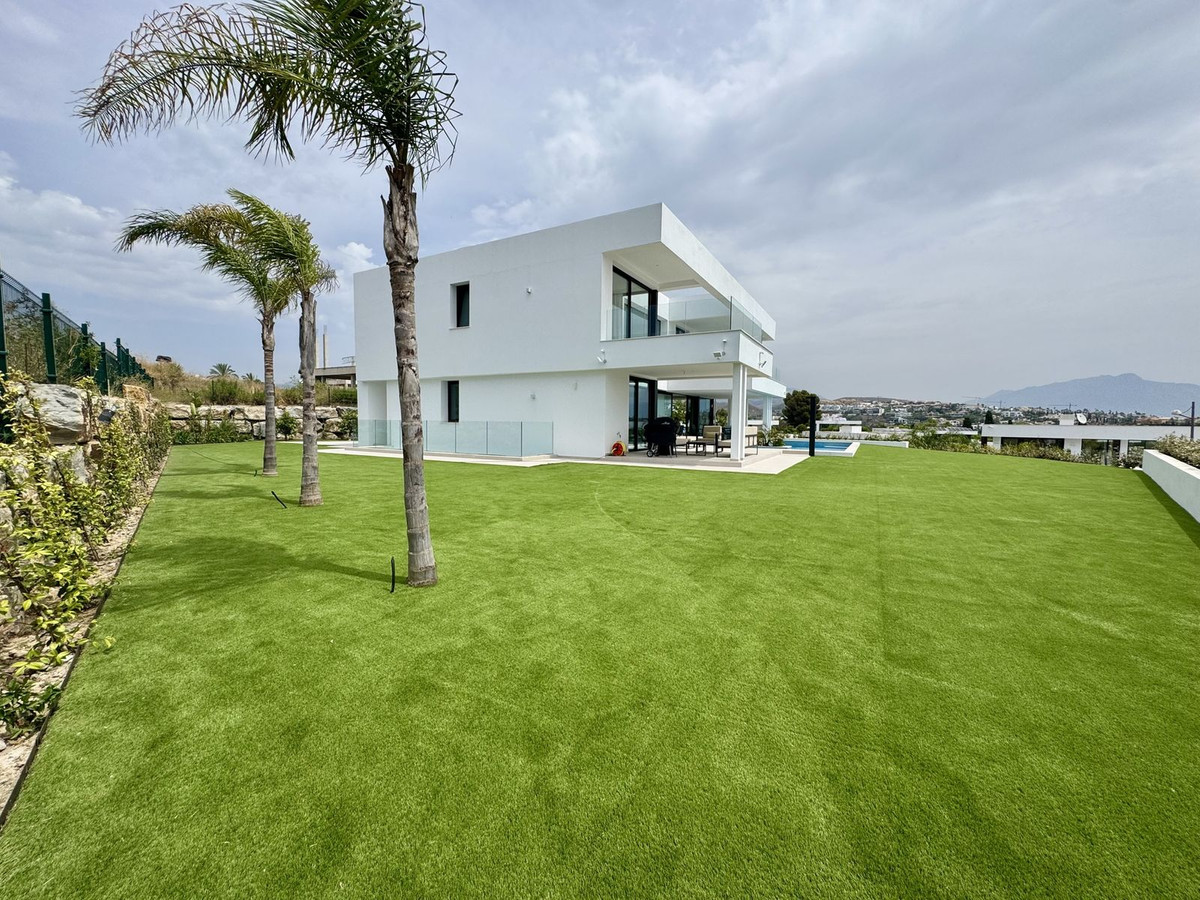 Huis te koop in Cancelada | 6 slaapkamers H5072929