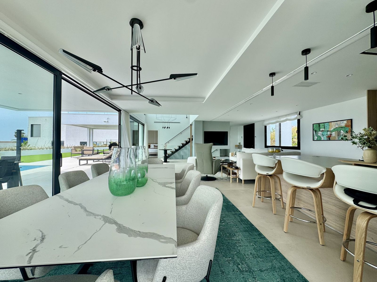 Huis te koop in Cancelada | 6 slaapkamers H5072929