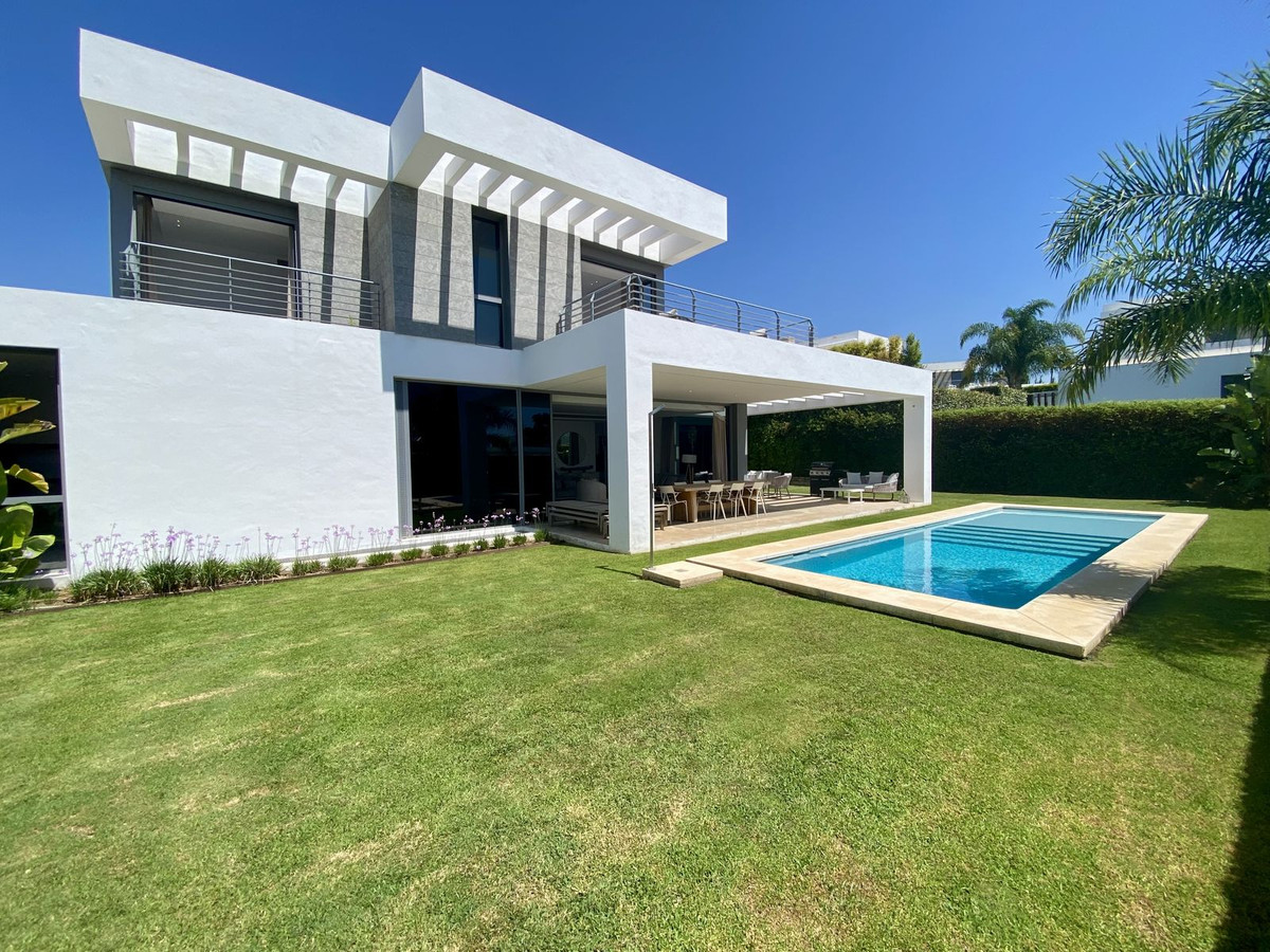 Huis te koop in Cancelada | 5 slaapkamers H5128939