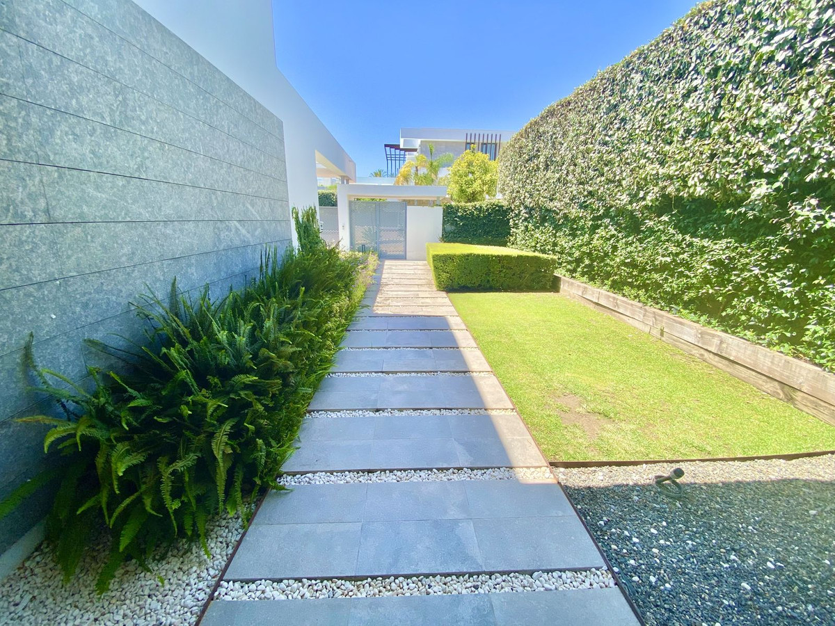 Huis te koop in Cancelada | 5 slaapkamers H5128939