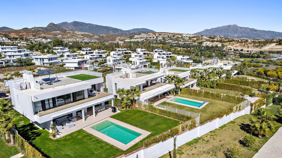 Huis te koop in Cancelada | 5 slaapkamers H5131003