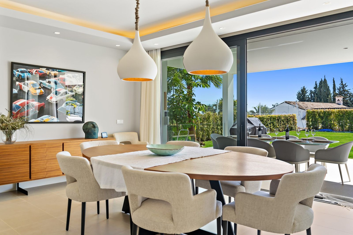 Huis te koop in Cancelada | 5 slaapkamers H5131003