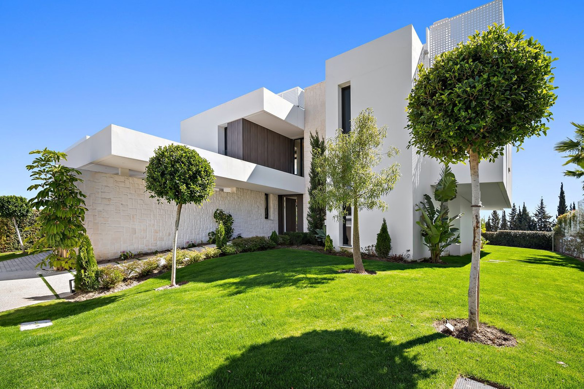 Huis te koop in Cancelada | 5 slaapkamers H5131003