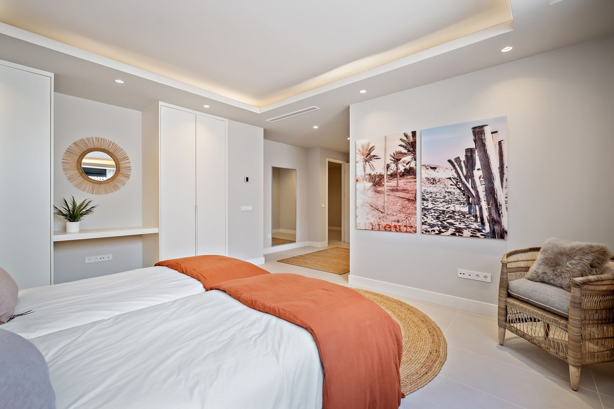 Huis te koop in Cancelada | 5 slaapkamers H5131003