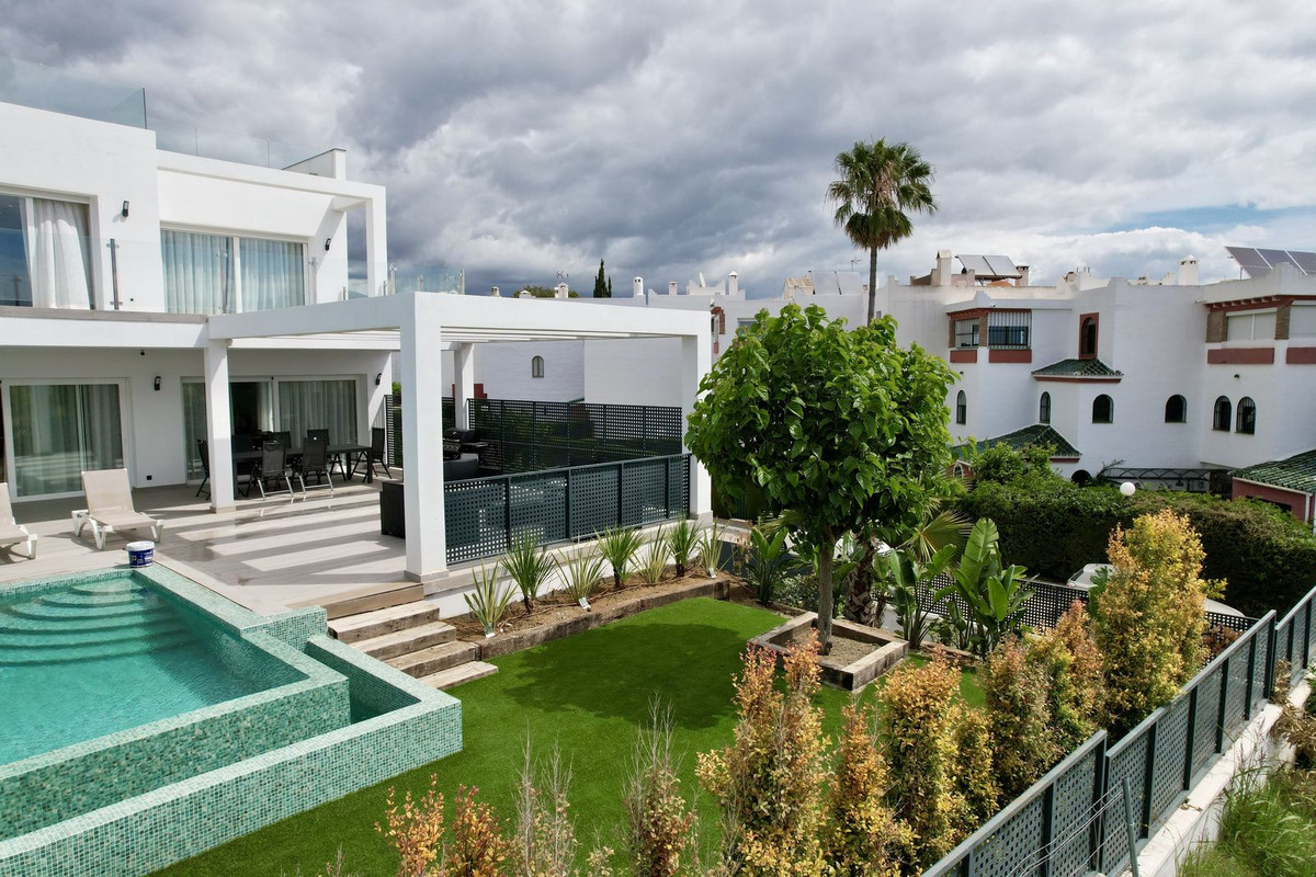 Huis te koop in Cancelada | 5 slaapkamers H5151661
