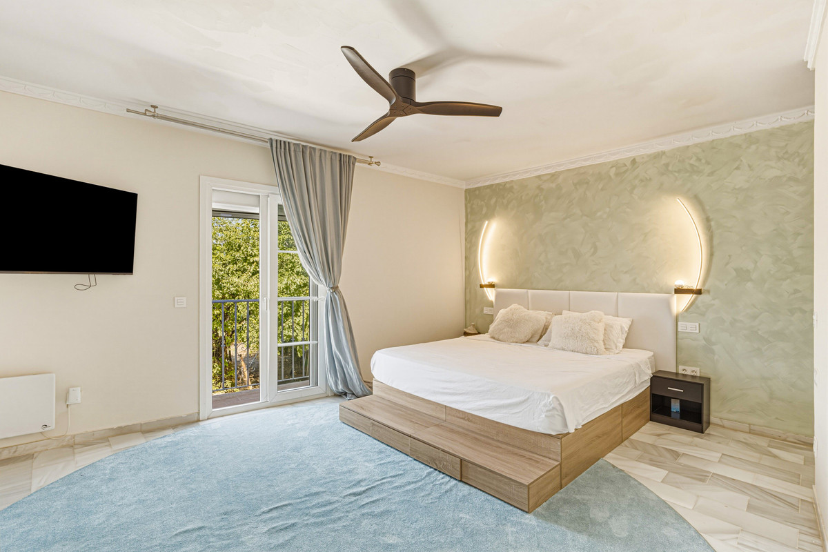Huis te koop in Cancelada | 5 slaapkamers H5442358