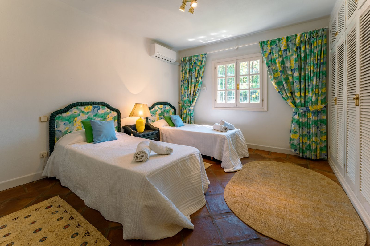 Property main view 60