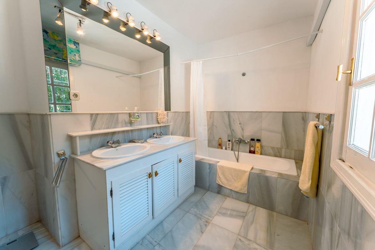 Property main view 63
