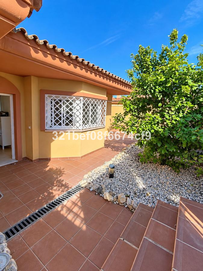 Huis te koop in Cancelada | 4 slaapkamers H5489857
