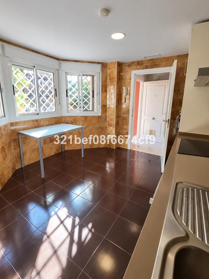 Huis te koop in Cancelada | 4 slaapkamers H5489857