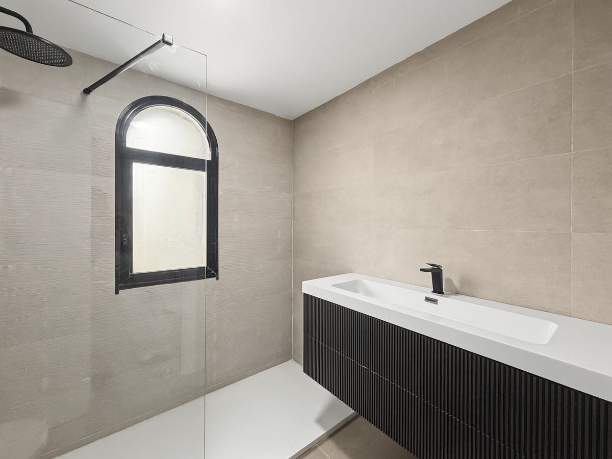 Property main view 33