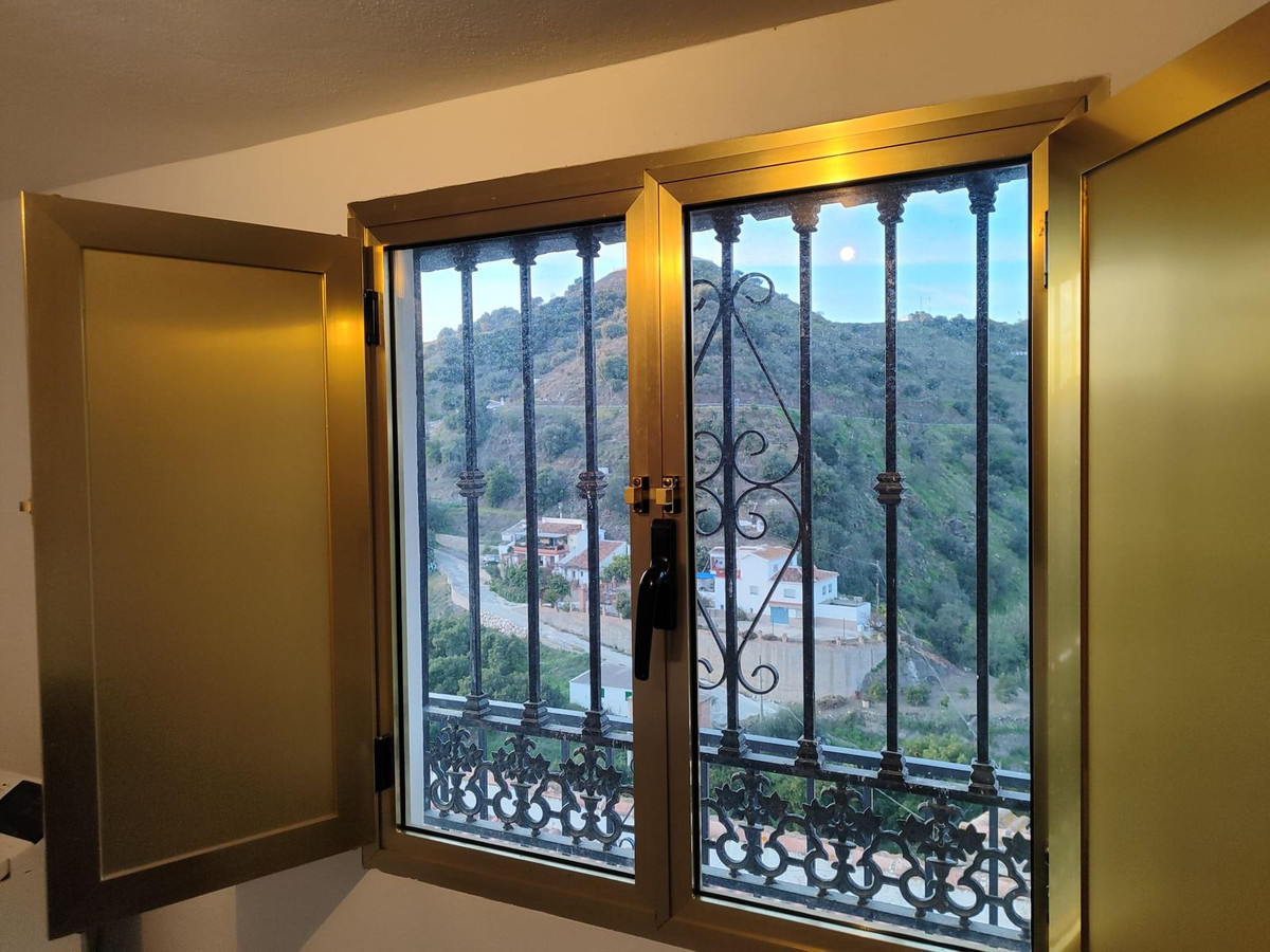 Semi-Vrijstaande Villa in Canillas de Aceituno-16