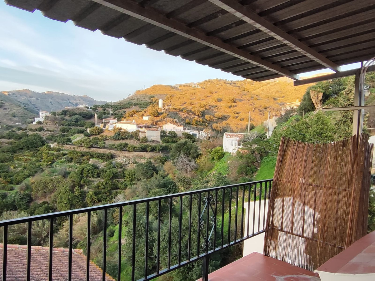 Semi-Vrijstaande Villa in Canillas de Aceituno-8
