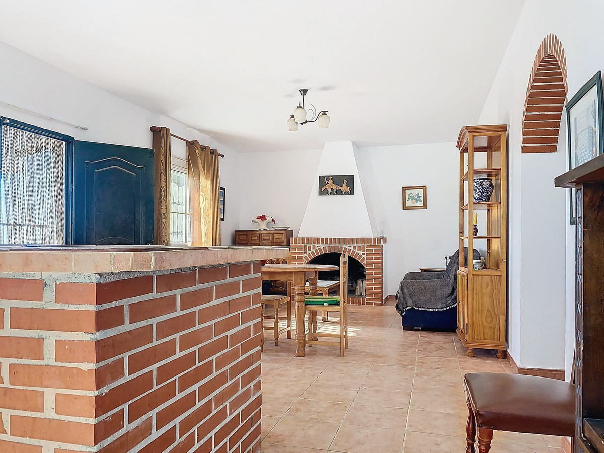 Vrijstaande Villa in Canillas de Aceituno-16
