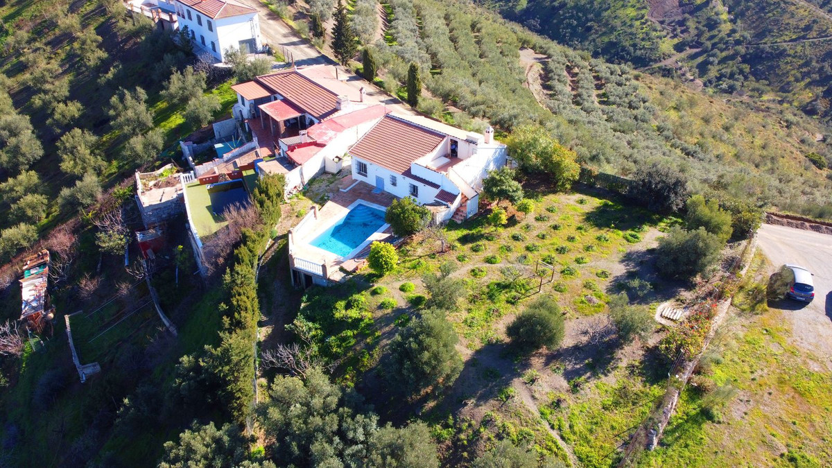 Vrijstaande Villa in Canillas de Aceituno-20