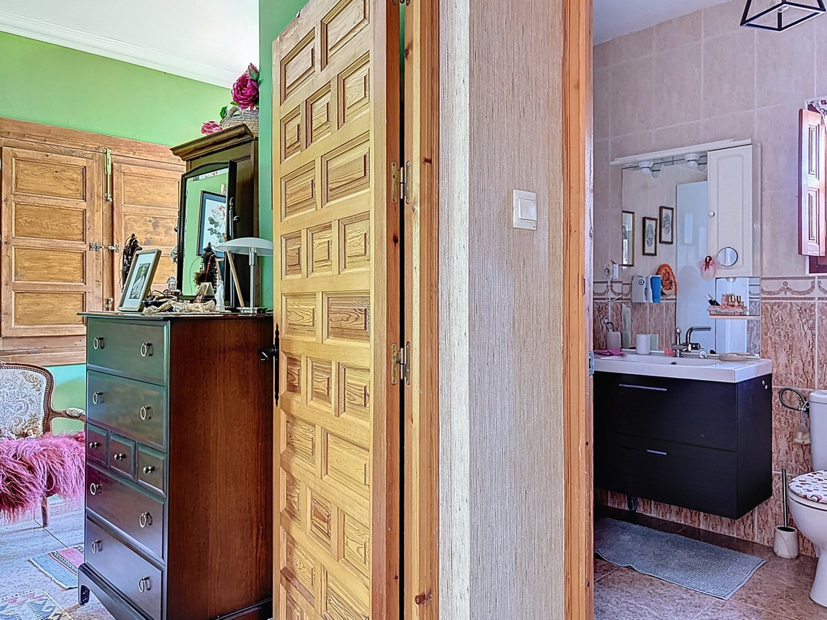 Huis te koop in Canillas de Aceituno | 4 slaapkamers H5010754