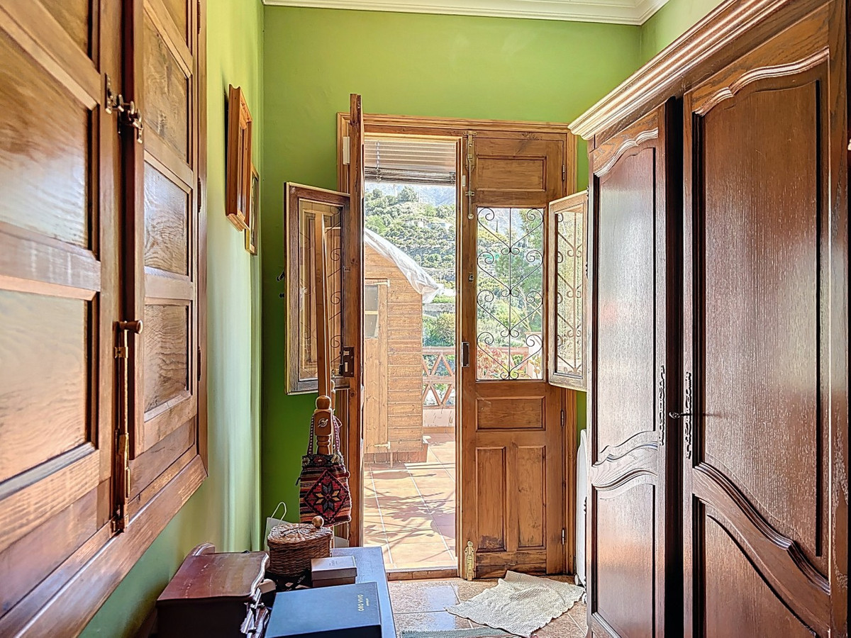 Huis te koop in Canillas de Aceituno | 4 slaapkamers H5010754