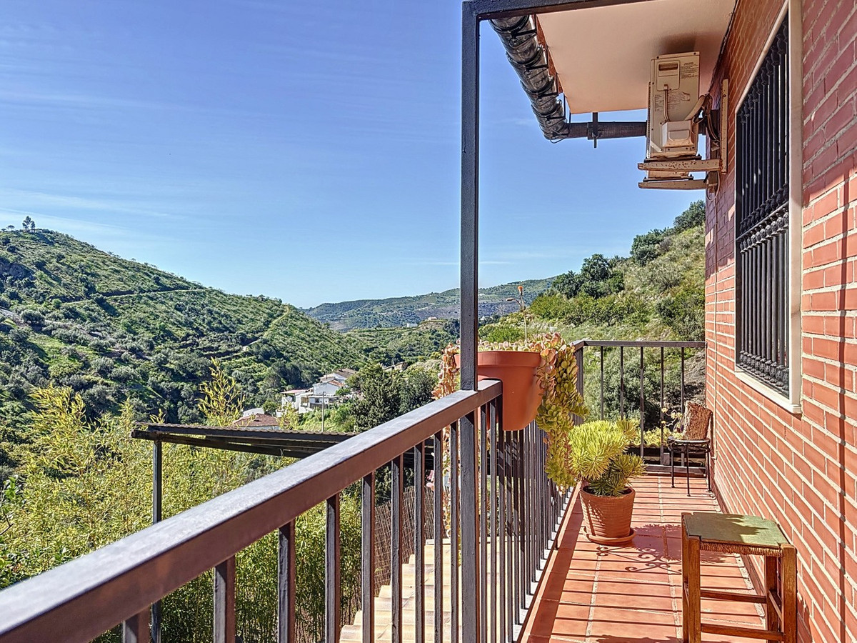 Huis te koop in Canillas de Aceituno | 4 slaapkamers H5010754