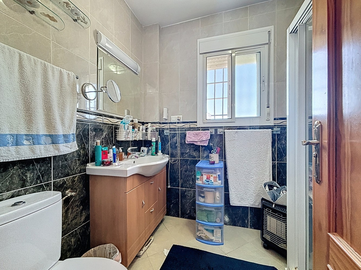 Huis te koop in Canillas de Aceituno | 5 slaapkamers H5026897