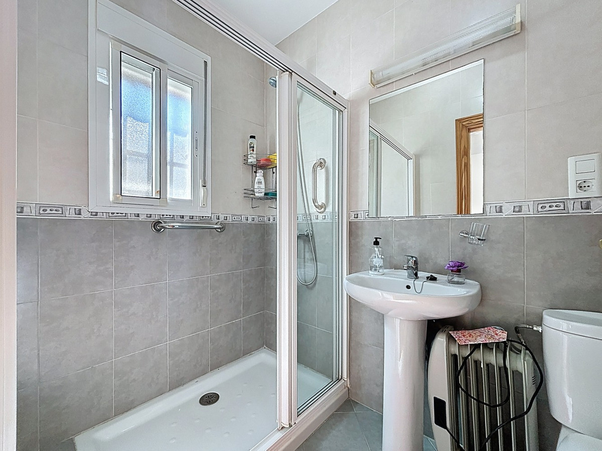 Huis te koop in Canillas de Aceituno | 5 slaapkamers H5026897