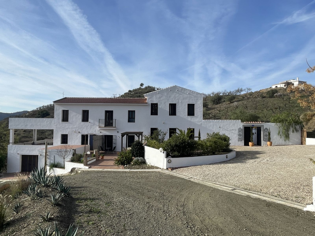 Finca - Cortijo in Canillas de Aceituno-1