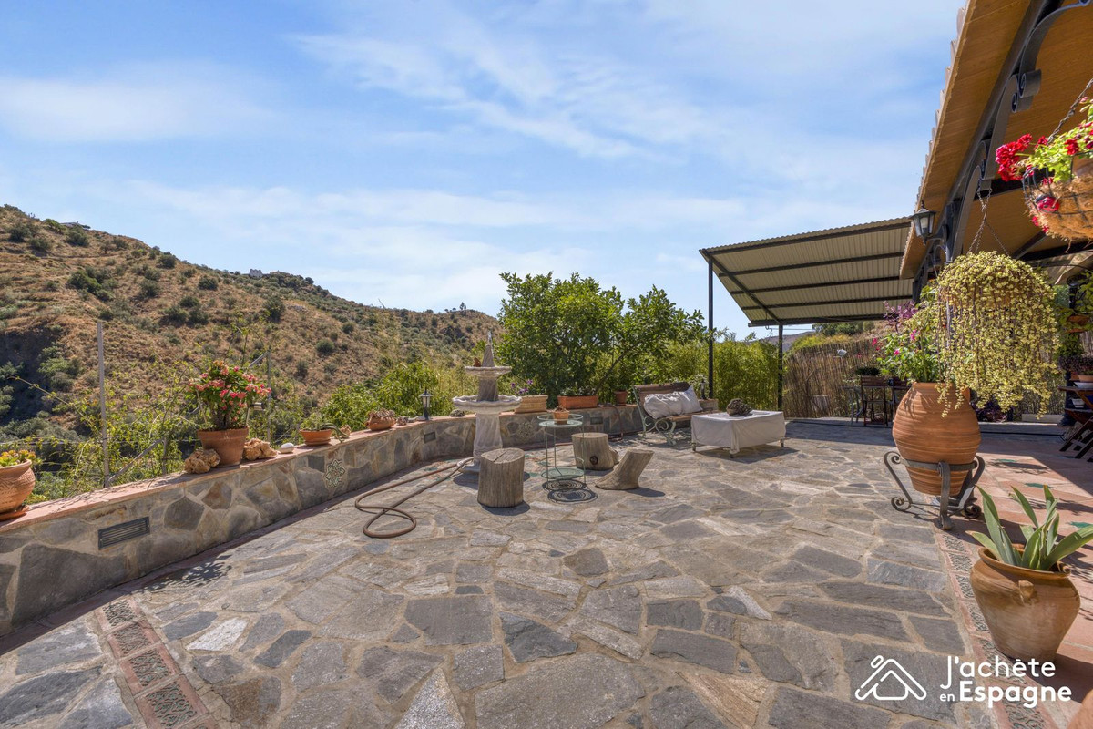 Huis te koop in Canillas de Aceituno | 4 slaapkamers H5167561